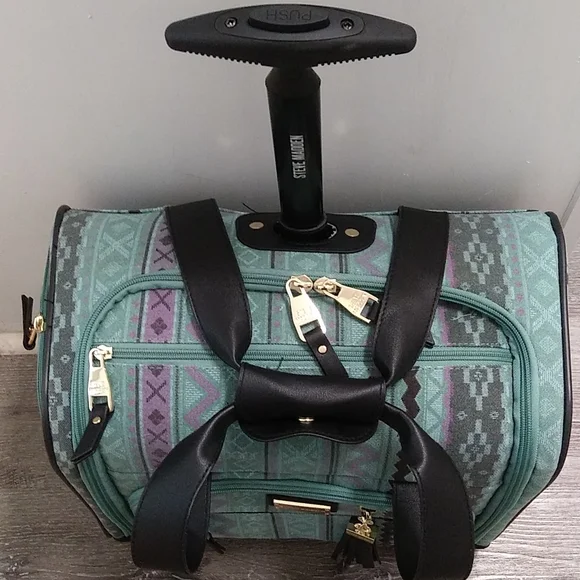 Steve Madden Designer 15 Inch Carry on Suitcase- Small Weekender Overnig… - Picture 5 of 11